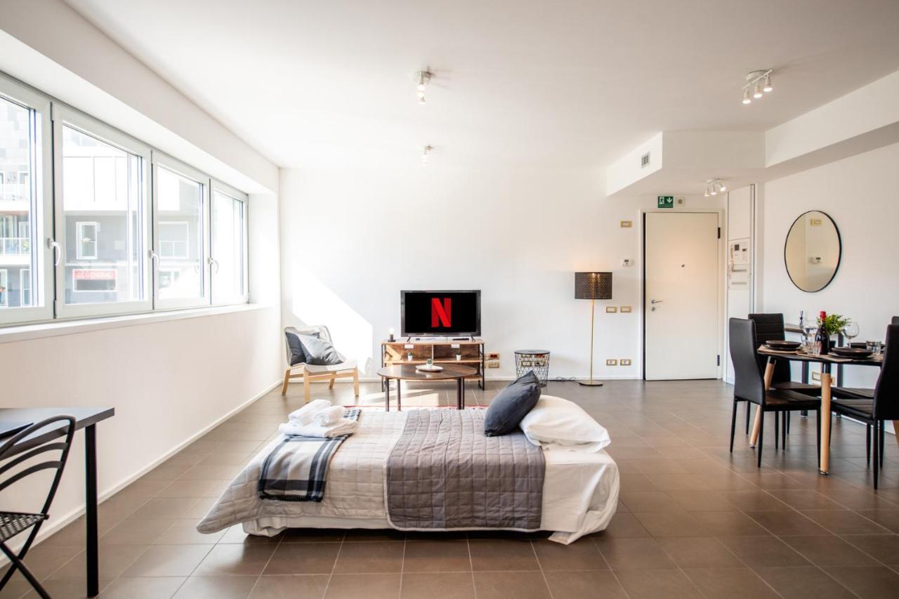 Apartament 350 M Dalla Stazione L Parcheggio Free L Nova Loft Parma Zewnętrze zdjęcie