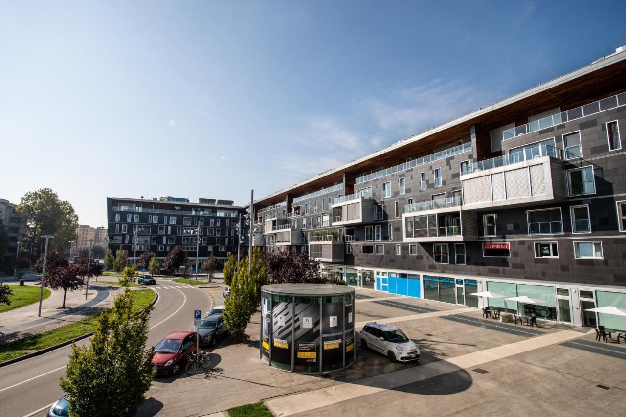Apartament 350 M Dalla Stazione L Parcheggio Free L Nova Loft Parma Zewnętrze zdjęcie
