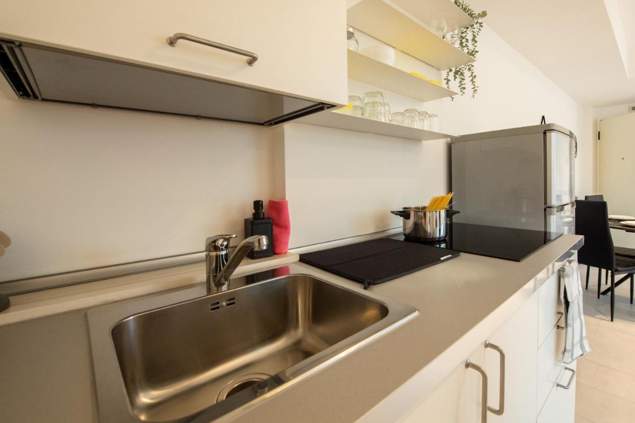 Apartament 350 M Dalla Stazione L Parcheggio Free L Nova Loft Parma Zewnętrze zdjęcie
