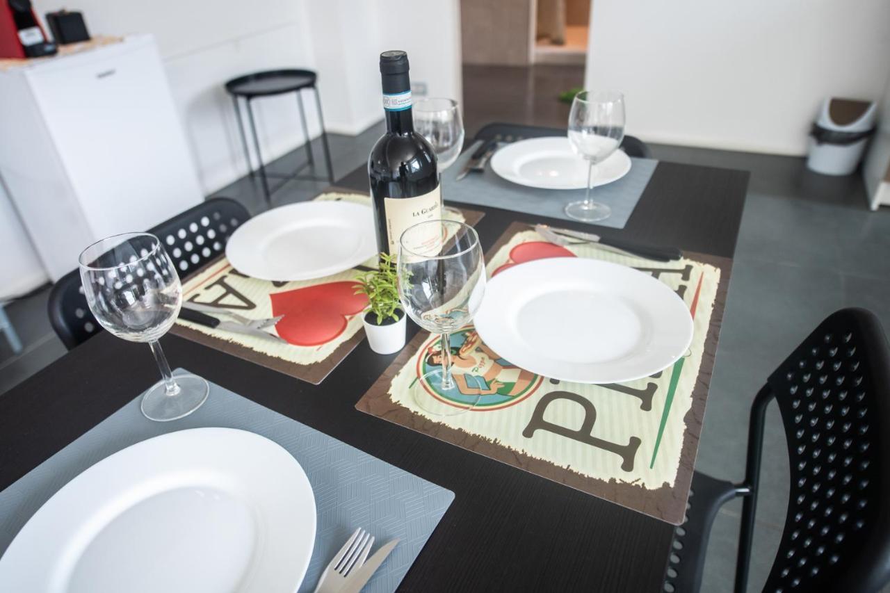 Apartament 350 M Dalla Stazione L Parcheggio Free L Nova Loft Parma Zewnętrze zdjęcie